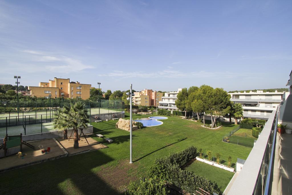 J Tramuntana Planet Costa Dorada Apartment Salou Room photo